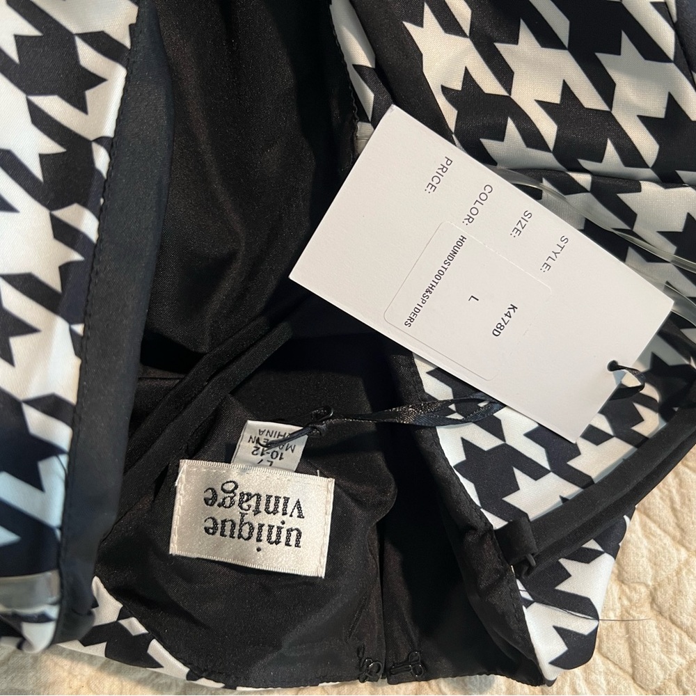 NWT Unique Vintage Black and White Houndstooth Spider Dress - Picture 11 of 11